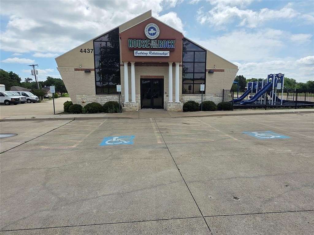 2 Acres of Commercial Land for Sale in Grand Prairie, Texas