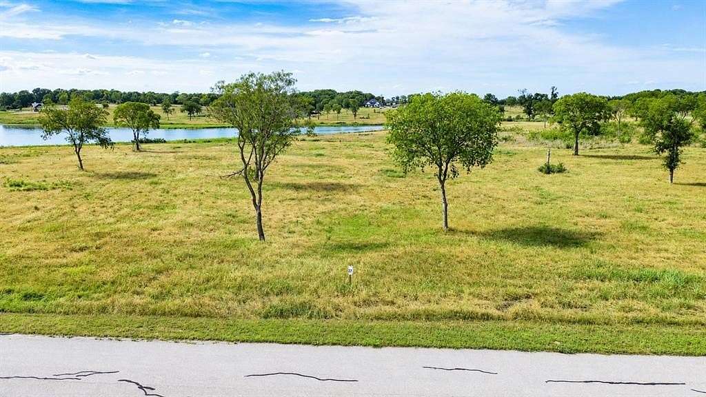 1.86 Acres of Residential Land for Sale in Kerens, Texas