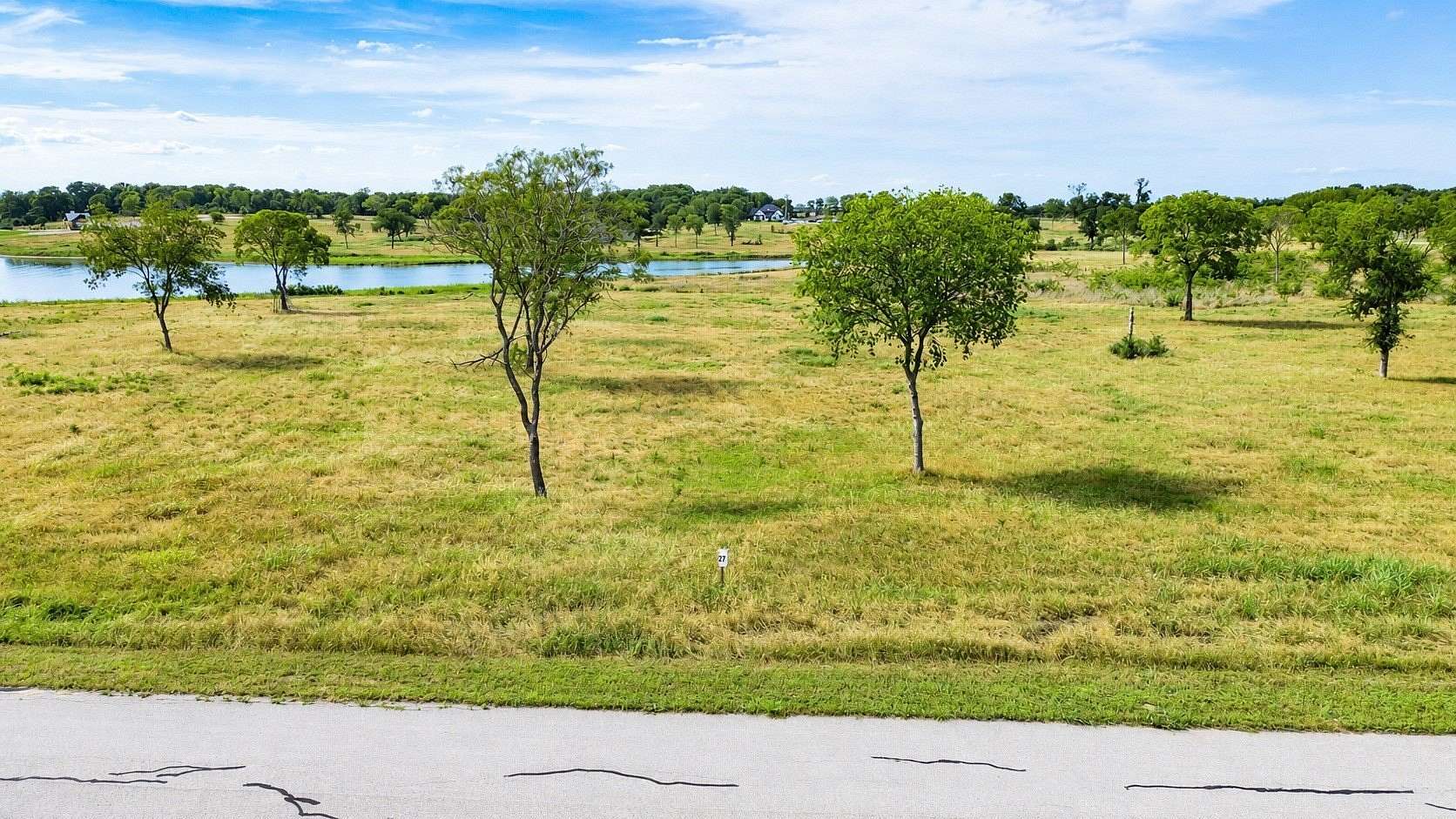 1.86 Acres of Residential Land for Sale in Kerens, Texas