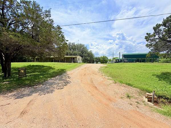 3 Acres of Improved Residential Land for Sale in Morgan, Texas