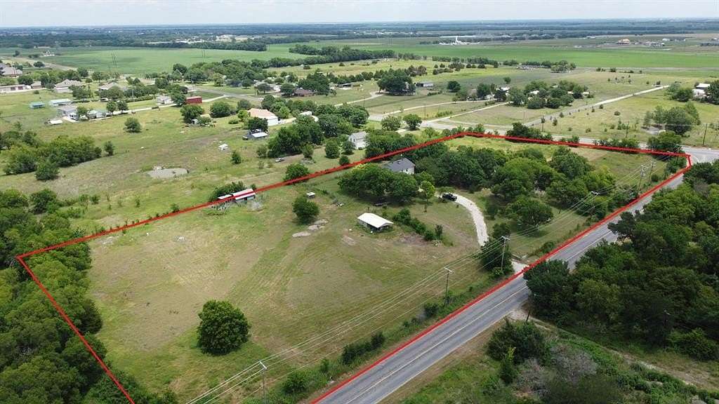 6.7 Acres of Land with Home for Sale in Nevada, Texas