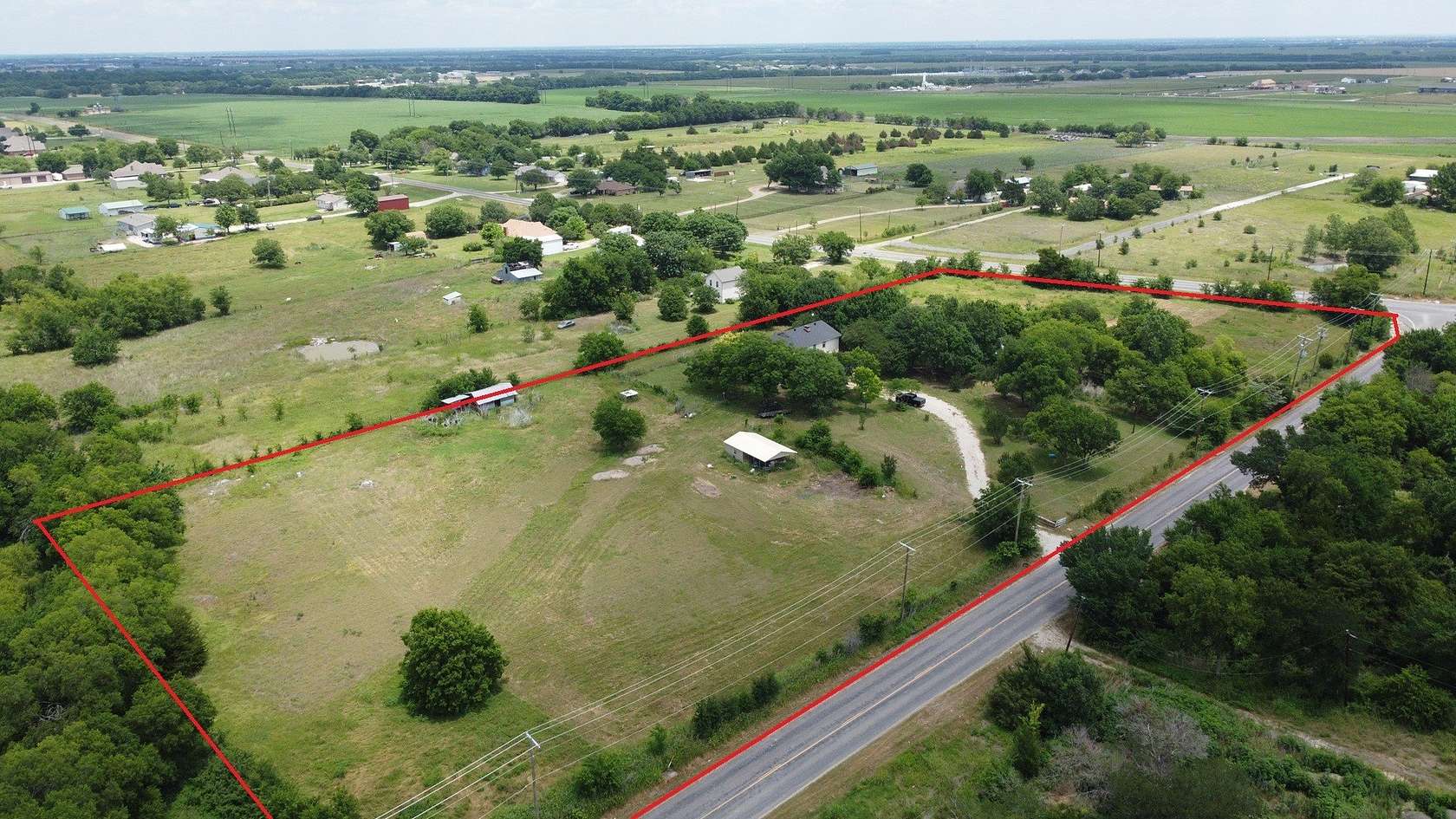 6.7 Acres of Land with Home for Sale in Nevada, Texas