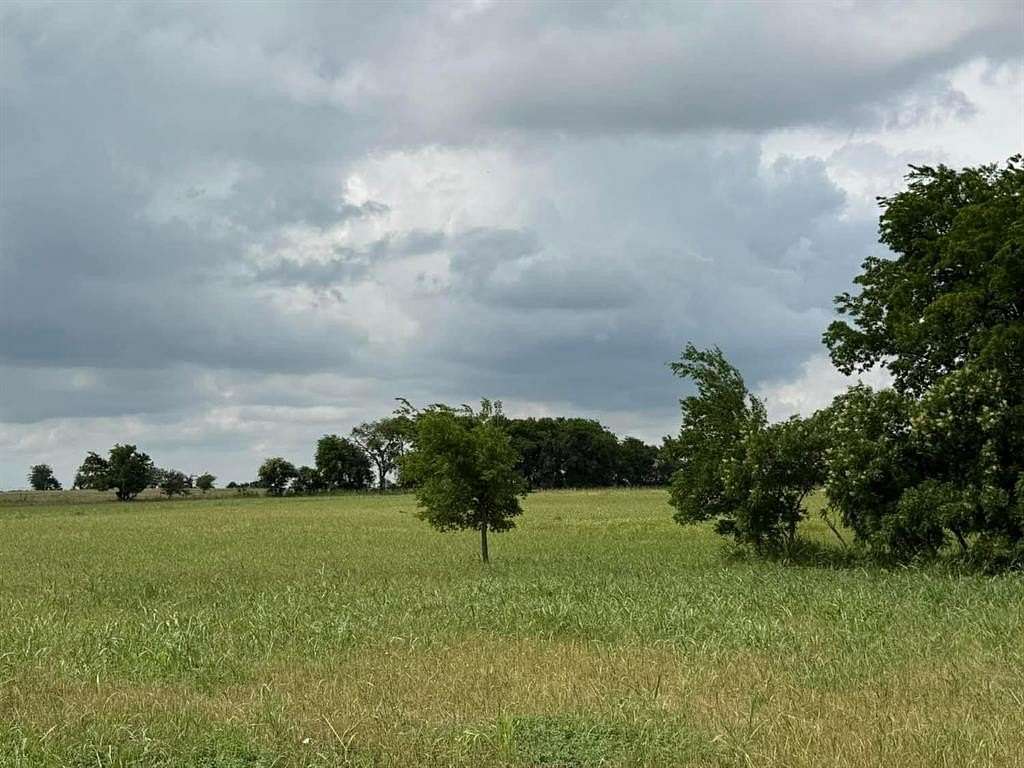 14.2 Acres of Land for Sale in Burlington, Texas