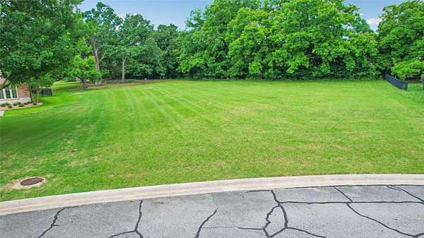 0.62 Acres of Residential Land for Sale in Bonham, Texas