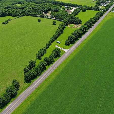 6 Acres of Land for Sale in Aquilla, Texas