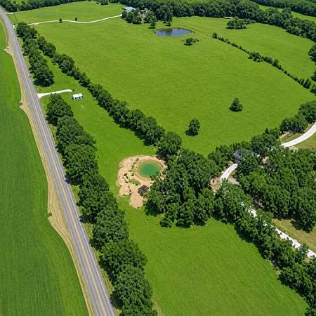 6 Acres of Land for Sale in Aquilla, Texas