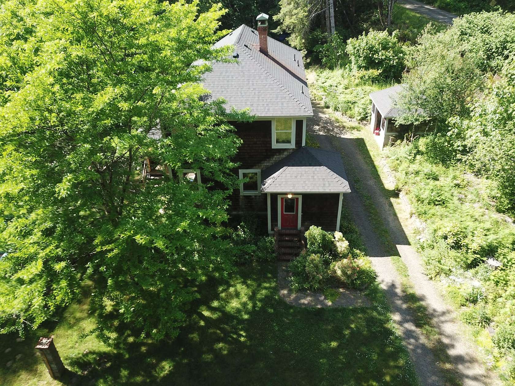 35.2 Acres of Land with Home for Sale in Deadwood, Oregon
