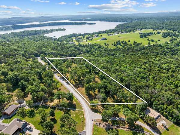 4.26 Acres of Land for Sale in Shell Knob, Missouri