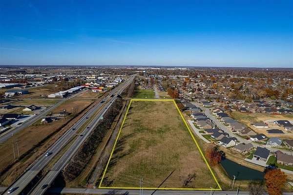 11 Acres of Commercial Land for Sale in Owensboro, Kentucky