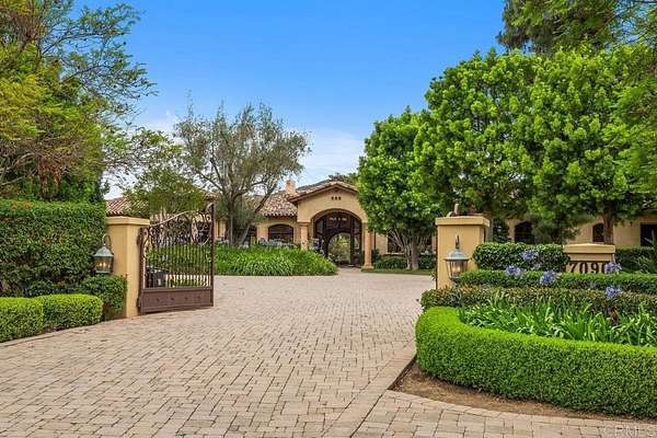 3.79 Acres of Land with Home for Sale in Rancho Santa Fe, California
