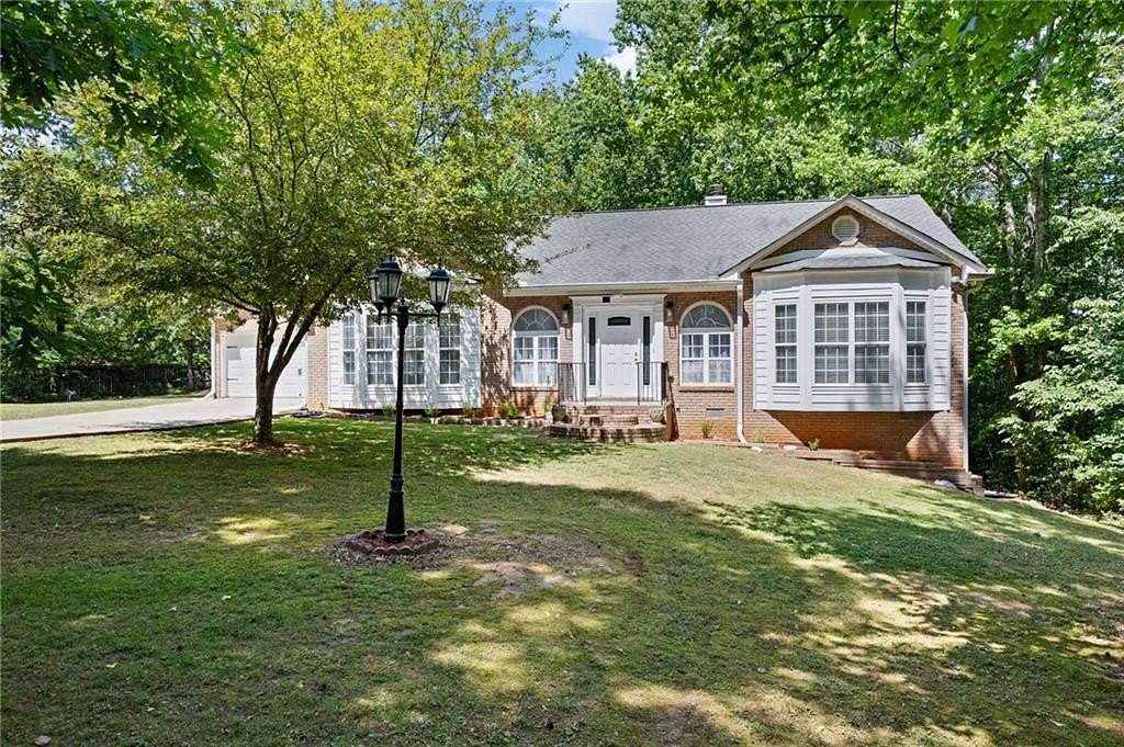 1.53 Acres of Land with Home for Sale in Douglasville, Georgia