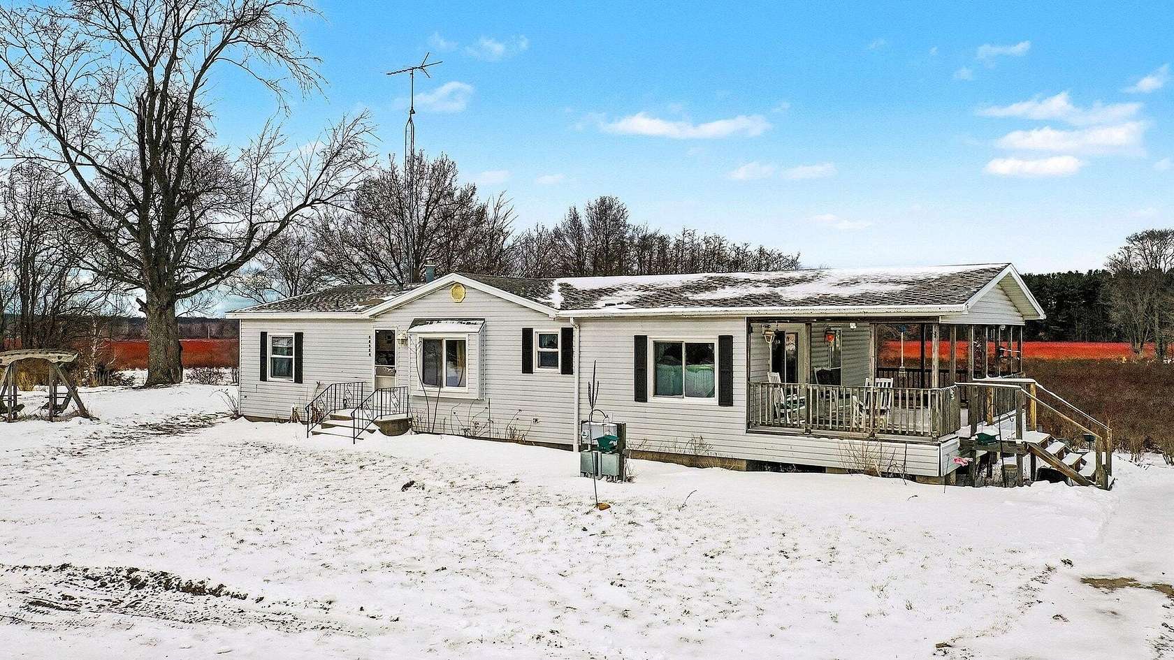 19.4 Acres of Improved Land for Sale in Covert, Michigan