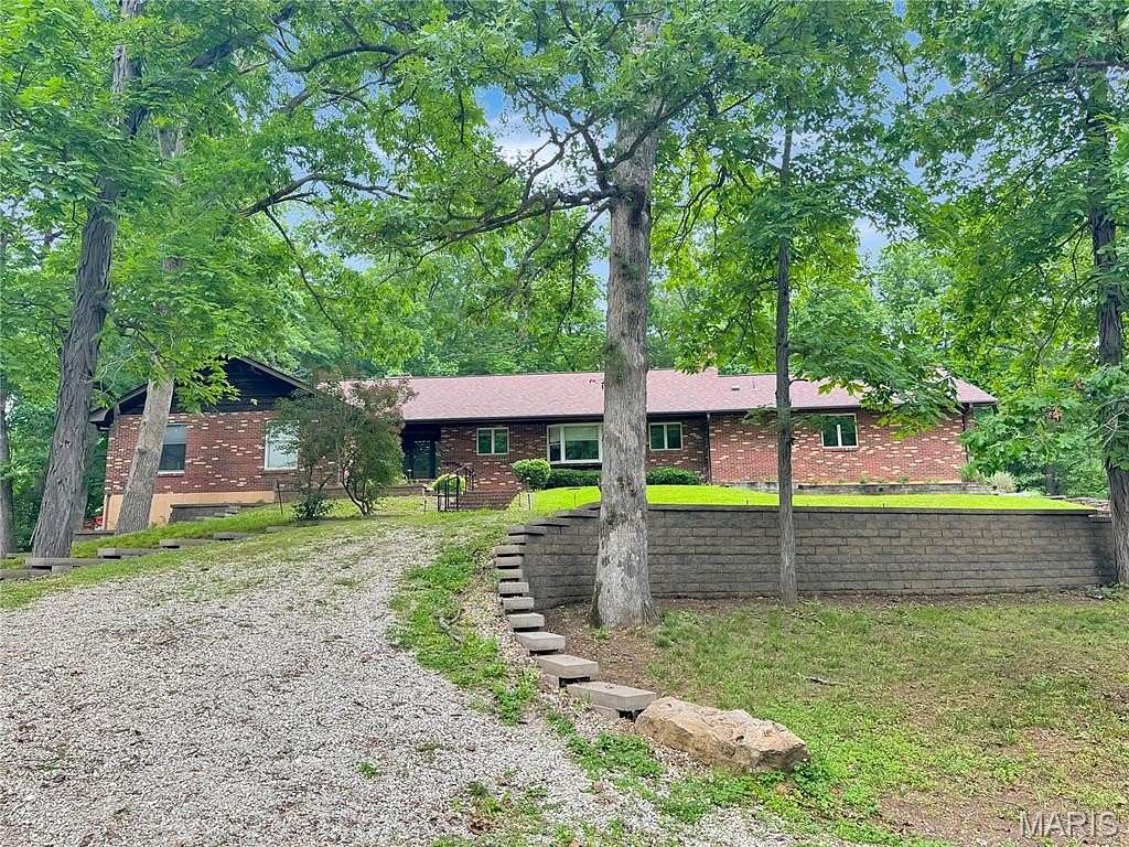 2.18 Acres of Land with Home for Sale in Villa Ridge, Missouri
