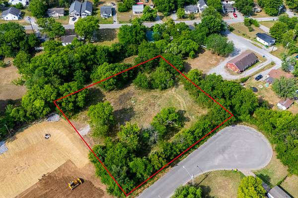 1 Acre of Residential Land for Sale in Lebanon, Tennessee