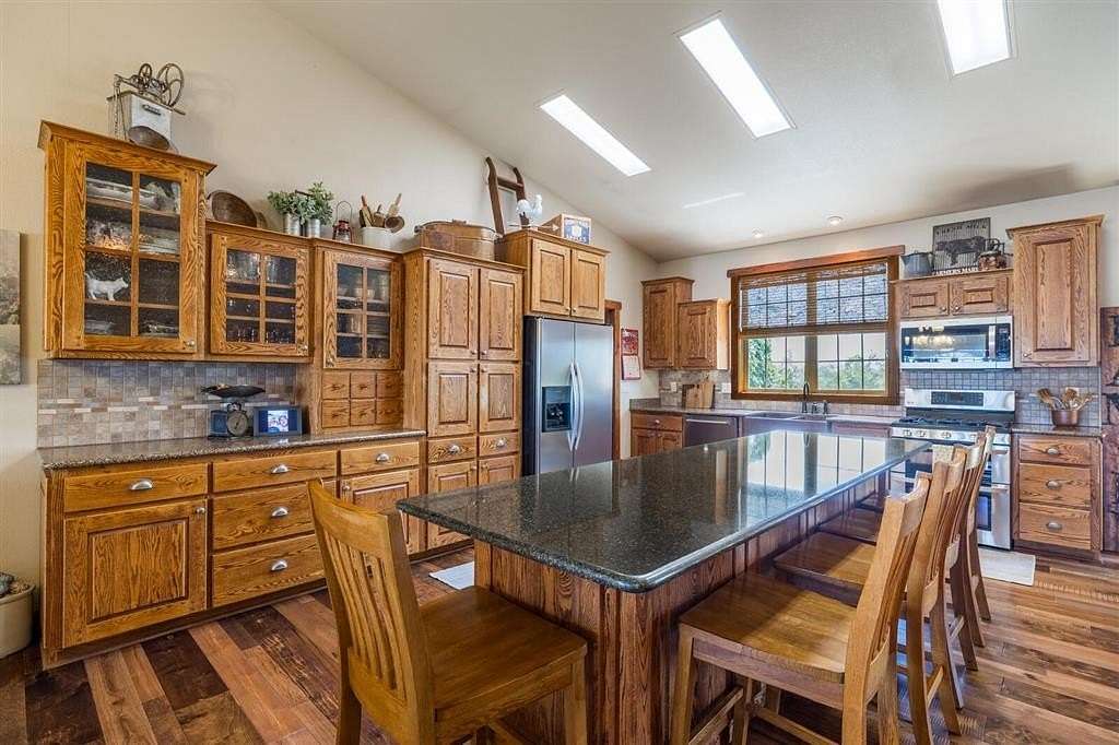 21 Acres of Agricultural Land with Home for Sale in Lovell, Wyoming