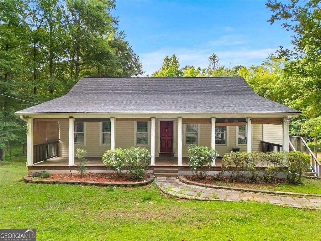 7.77 Acres of Land with Home for Sale in Stockbridge, Georgia
