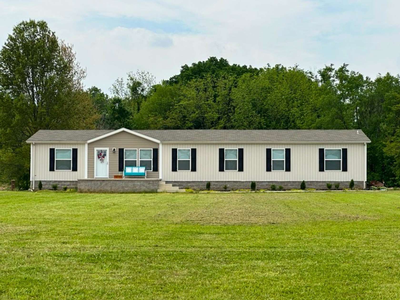 3.89 Acres of Improved Mixed-Use Land for Sale in Trenton, Kentucky