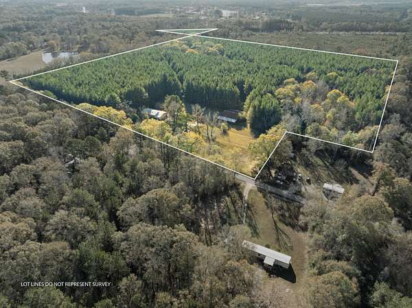 47.6 Acres of Recreational Land with Home for Sale in Ellisville, Mississippi