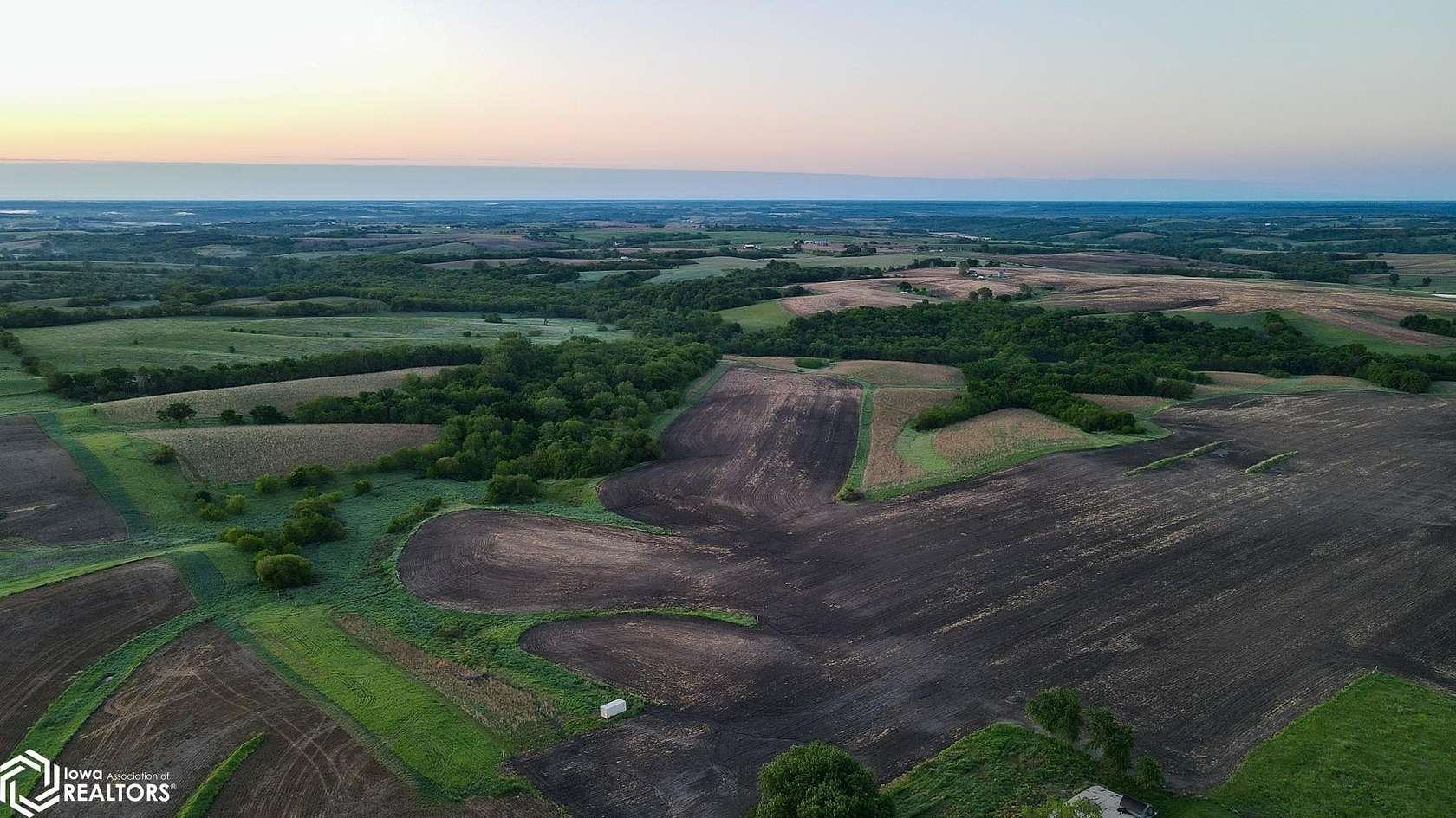104 Acres of Land for Sale in Columbia, Iowa