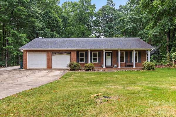 1.7 Acres of Land with Home for Sale in Mooresville, North Carolina