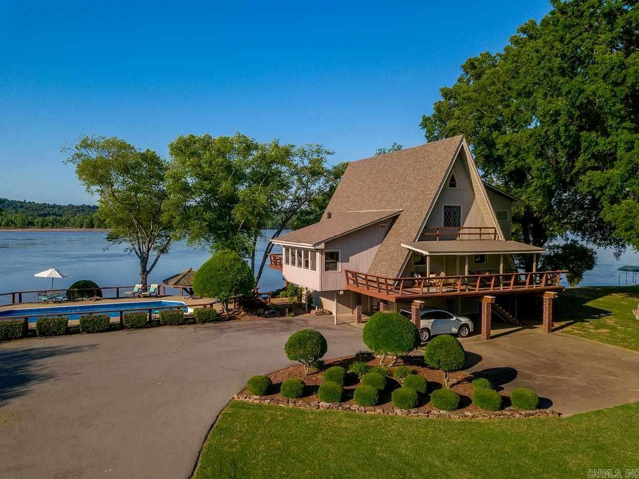 3 Acres of Land with Home for Sale in Little Rock, Arkansas