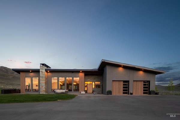 32.5 Acres of Land with Home for Sale in Hailey, Idaho
