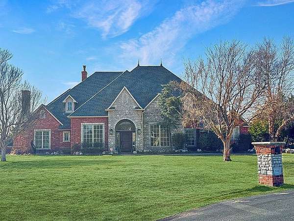 4 Acres of Land with Home for Sale in Edmond, Oklahoma