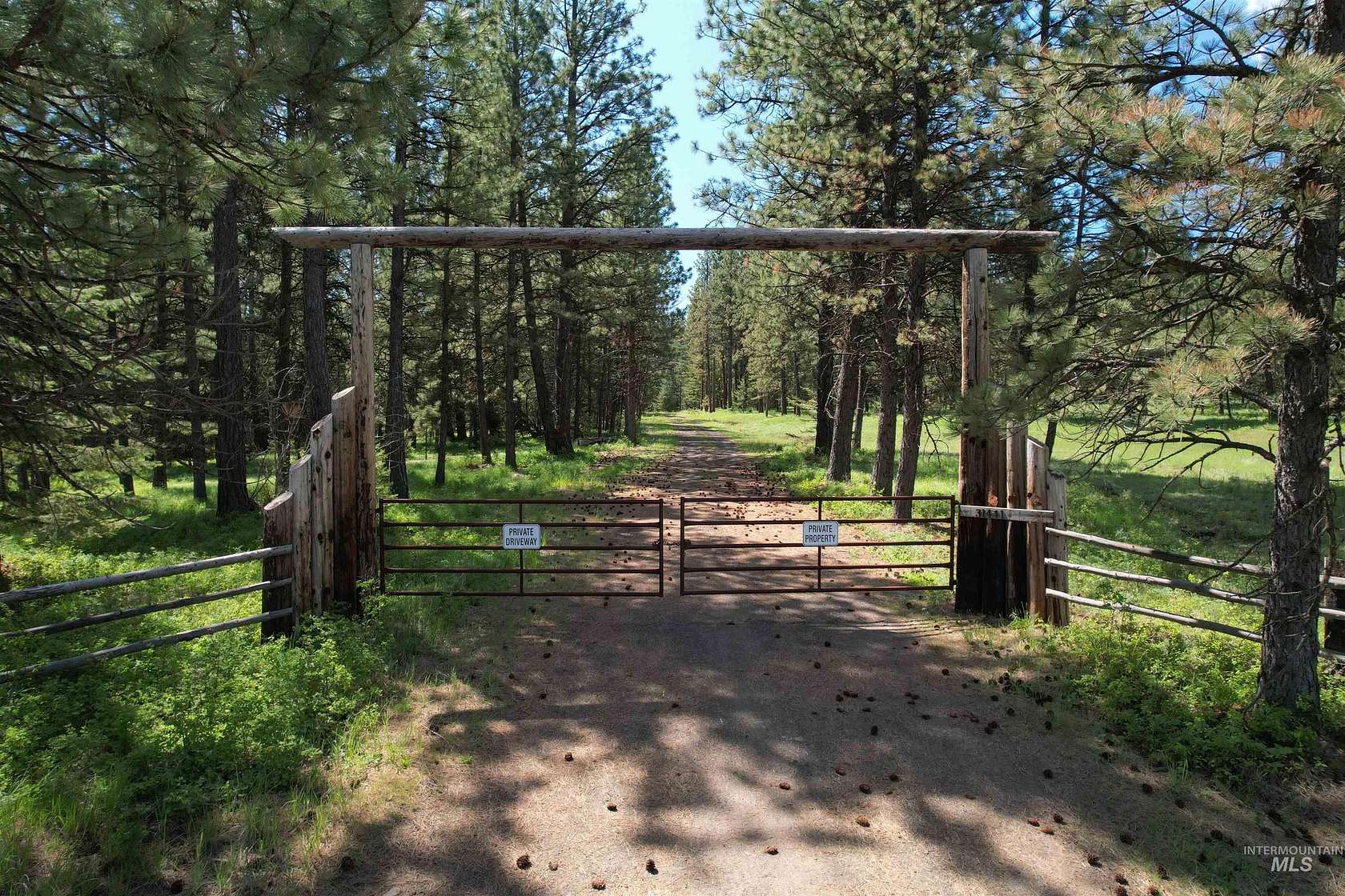5 Acres of Residential Land for Sale in Asotin, Washington
