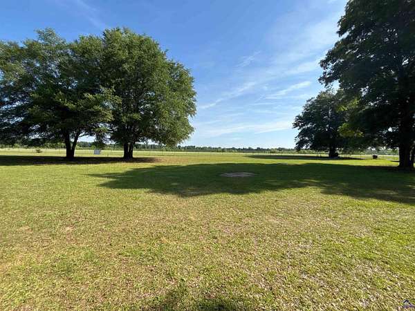 0.82 Acres of Residential Land for Sale in Hawkinsville, Georgia