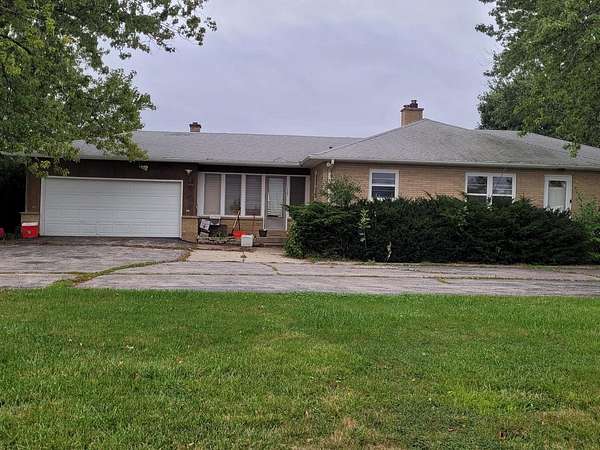 7.24 Acres of Land with Home for Sale in Winthrop Harbor, Illinois
