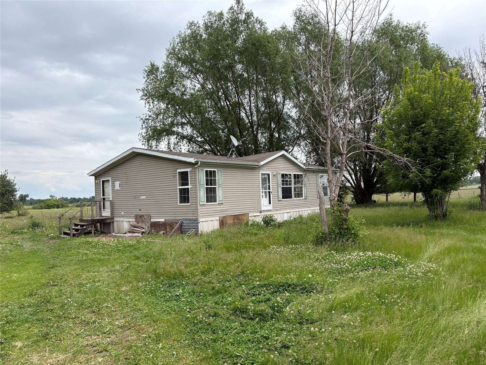 1.72 Acres of Land with Home for Sale in Marshalltown, Iowa