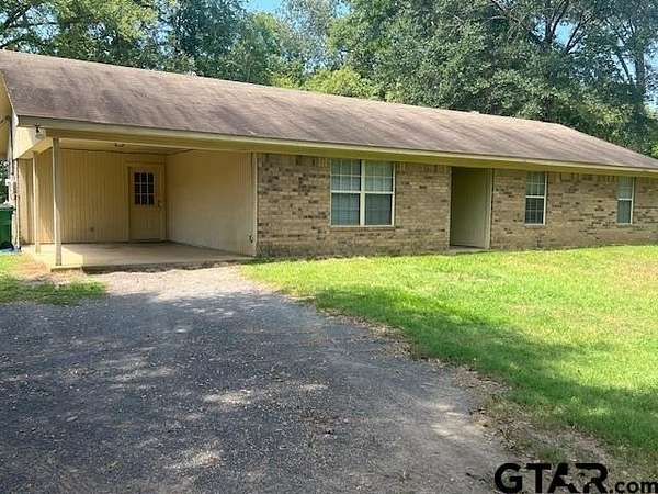 3 Acres of Land with Home for Sale in Diana, Texas