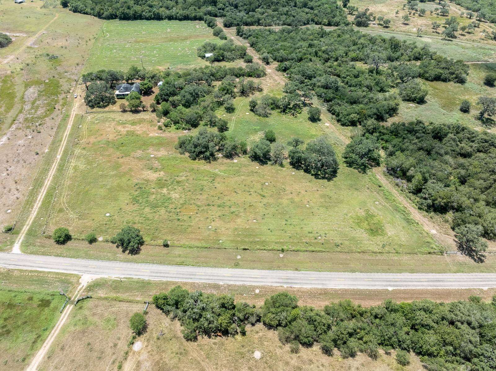 18.1 Acres of Land with Home for Sale in Yorktown, Texas