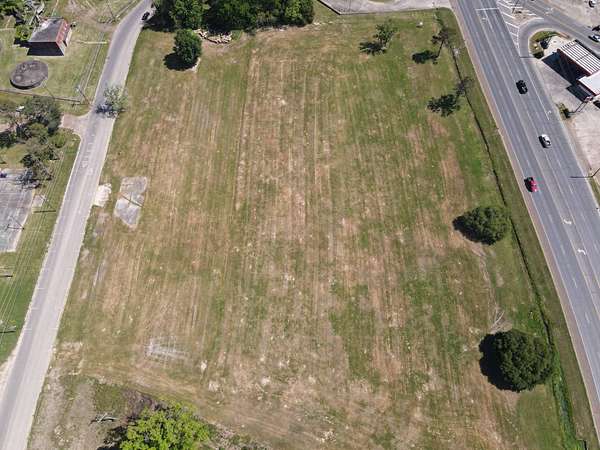 6 Acres of Commercial Land for Sale in Winnsboro, Louisiana