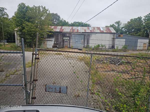 5.3 Acres of Improved Commercial Land for Sale in Humboldt, Tennessee