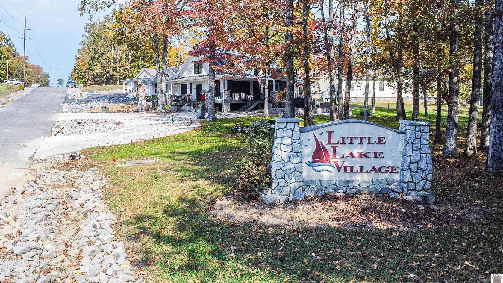 3 Acres of Mixed-Use Land for Sale in Grand Rivers, Kentucky