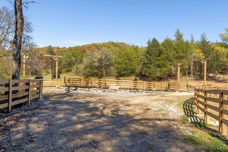247 Acres of Land for Sale in Pulaski, Tennessee