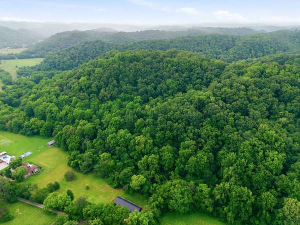 10.2 Acres of Recreational & Residential Land for Sale in Whites Creek, Tennessee