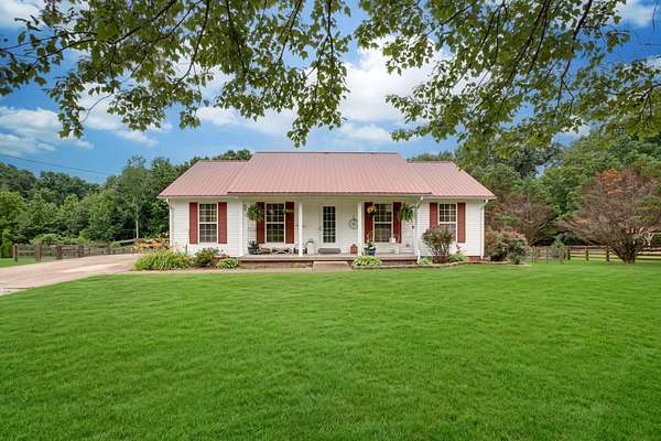 2.15 Acres of Land with Home for Sale in Leoma, Tennessee