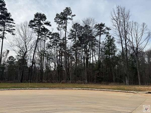 0.93 Acres of Residential Land for Sale in Texarkana, Texas