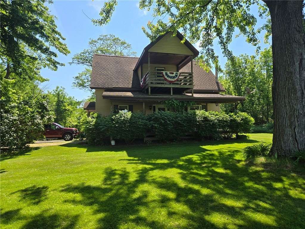 24.7 Acres of Land with Home for Sale in Seneca Falls, New York