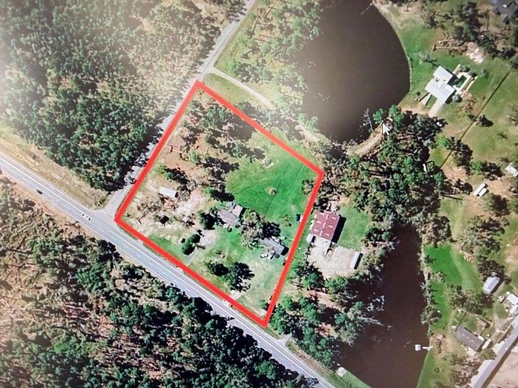 4.58 Acres of Land with Home for Sale in Douglas, Georgia
