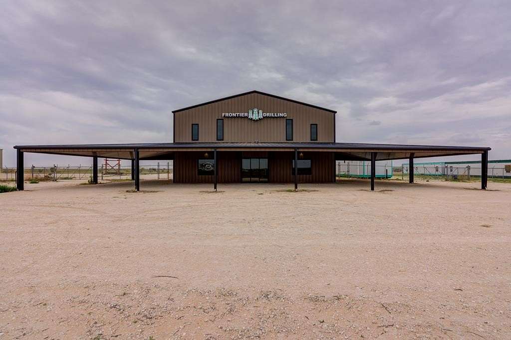 10 Acres of Improved Mixed-Use Land for Sale in Seminole, Texas