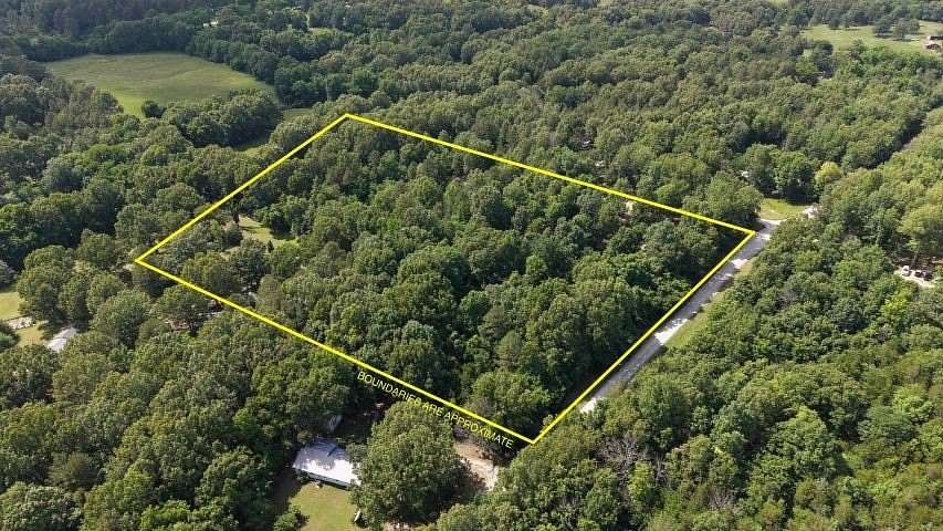 5.17 Acres of Residential Land for Sale in Yellville, Arkansas