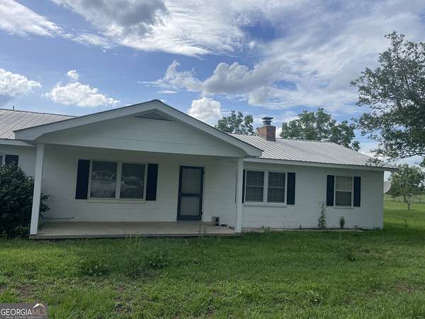 6.72 Acres of Land with Home for Sale in Collins, Georgia