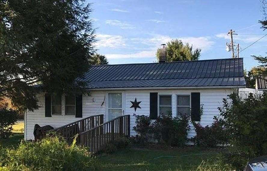 5 Acres of Land with Home for Sale in Crab Orchard, Kentucky