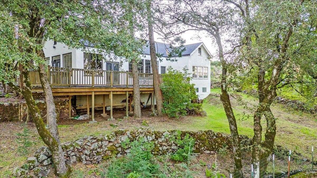 8 Acres of Land with Home for Sale in Los Gatos, California