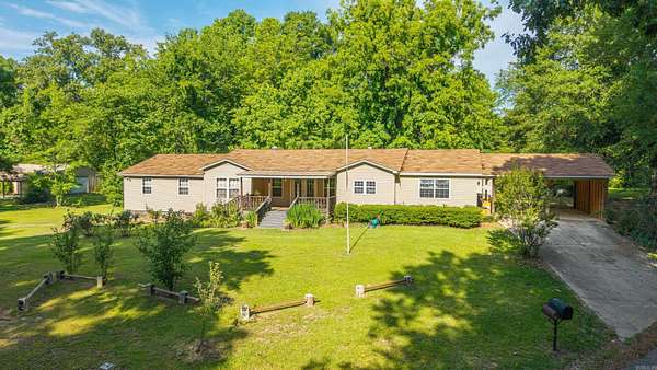 4 Acres of Land with Home for Sale in Arkadelphia, Arkansas