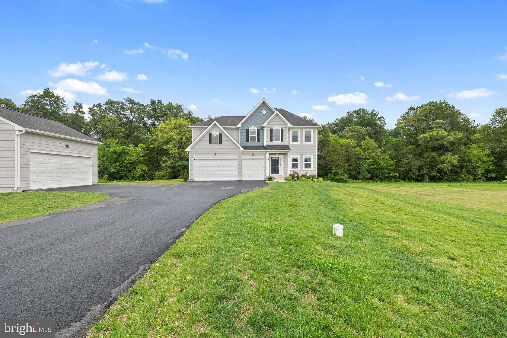 10 Acres of Land with Home for Lease in Nokesville, Virginia