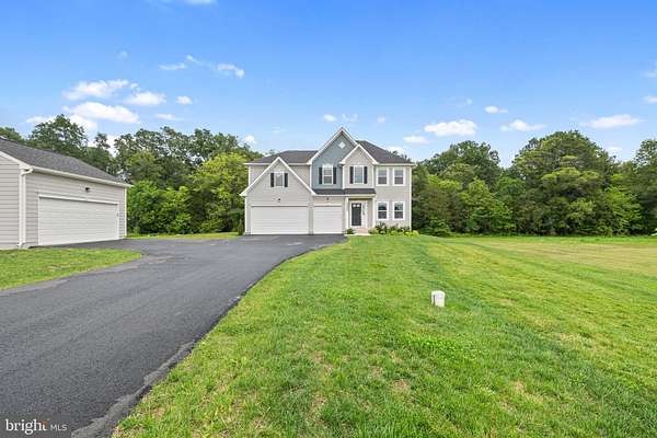 10 Acres of Land with Home for Lease in Nokesville, Virginia